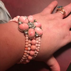 Pink beaded stretchable bracelet